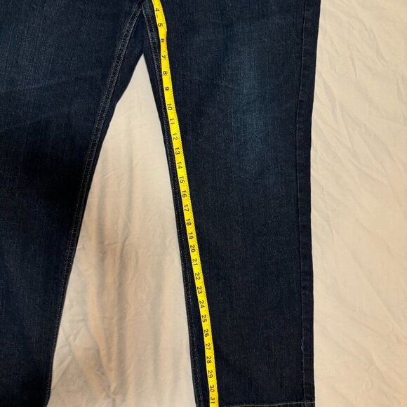 Levi’s Men’s 541 Athletic Fit Dark Wash Tapered Jeans - Size 42x32 - Picture 3 of 8